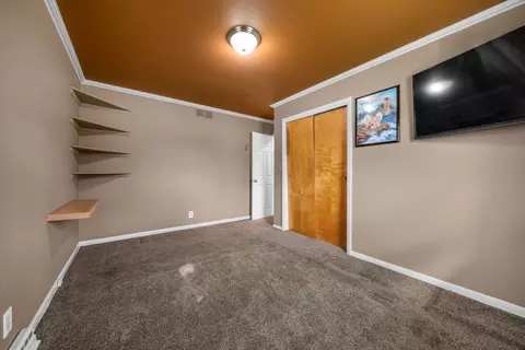 Bedroom - 960 Becker Ln, Aurora, IL 60505 photo 4 of 4
