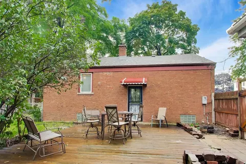 Exterior - 2183 Laura Ln, Des Plaines, IL 60018 photo 6 of 9