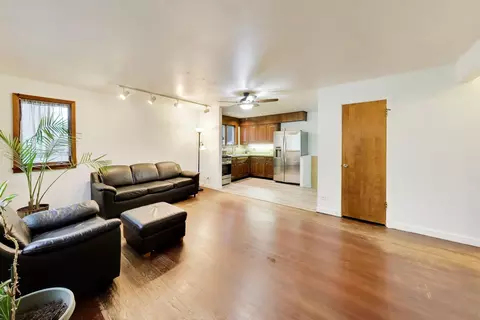 Living - 2183 Laura Ln, Des Plaines, IL 60018 photo 1 of 2