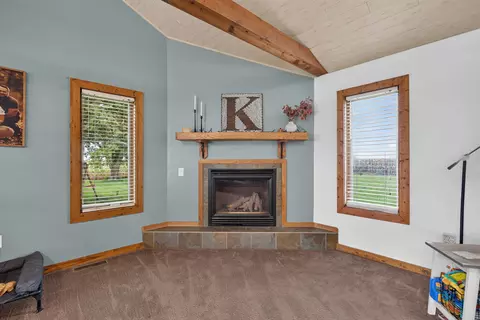 Living - 28633 N 200 East Rd, Ancona, IL 61311 photo 3 of 4
