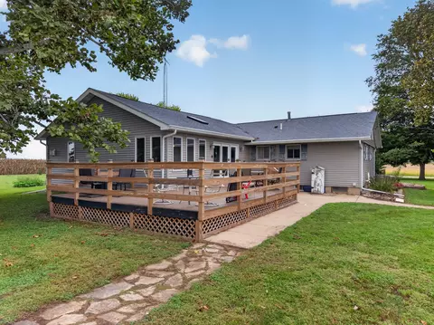 Exterior - 28633 N 200 East Rd, Ancona, IL 61311 photo 2 of 13
