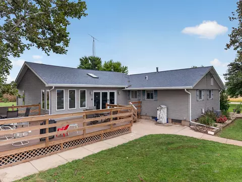 Exterior - 28633 N 200 East Rd, Ancona, IL 61311 photo 7 of 13