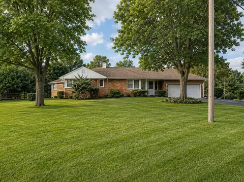 4 N015 Kenwood Ave, West Chicago, IL 60185