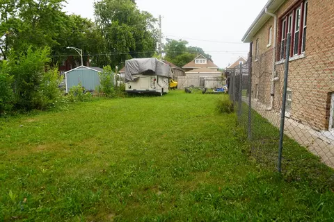 5754 S Maplewood Ave, Chicago, IL 60629