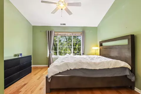 Bedroom - 163 Lucerne Ct, Wheeling, IL 60090 photo 1 of 6