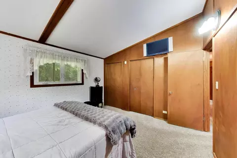 Bedroom - 26980 N Fairfield Rd, Wauconda, IL 60084 photo 3 of 6