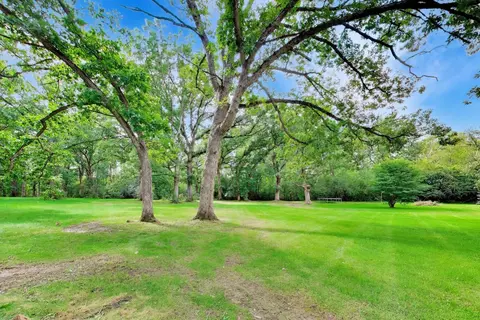 Exterior - 26980 N Fairfield Rd, Wauconda, IL 60084 photo 10 of 11