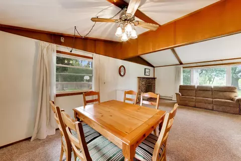 Dining - 26980 N Fairfield Rd, Wauconda, IL 60084 photo 2 of 3
