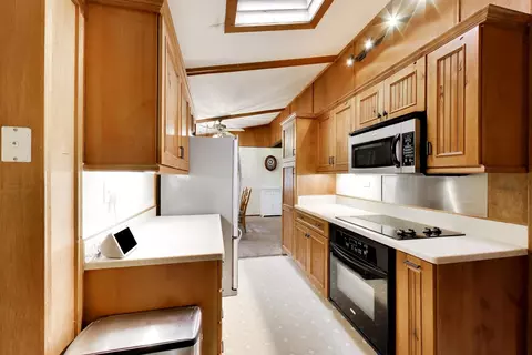 Kitchen - 26980 N Fairfield Rd, Wauconda, IL 60084 photo 1 of 3