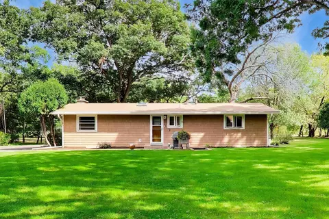 Exterior - 26980 N Fairfield Rd, Wauconda, IL 60084 photo 4 of 11
