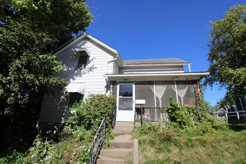 512 E High St, Davenport, IA 52803