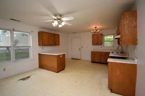 Kitchen - 27 Partner Pl, Bloomington, IL 61701 photo 1 of 3