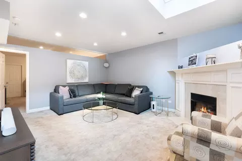 Living - 1925 S State St #1, Chicago, IL 60616 photo 1 of 2