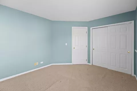 Bedroom - Undisclosed, Hoffman Estates, IL 60010 photo 3 of 8