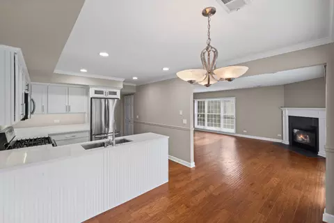 Other - Undisclosed, Hoffman Estates, IL 60010 photo 2 of 9