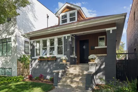 4533 N Karlov Ave, Chicago, IL 60630