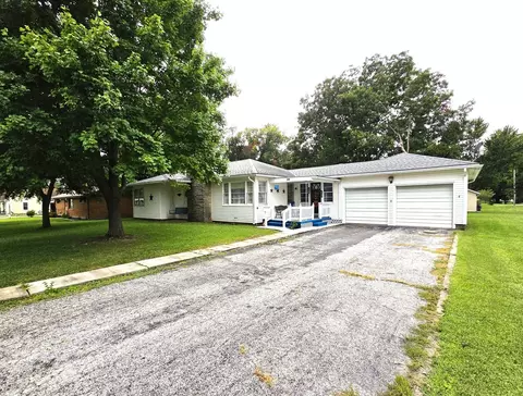 Other - 355 Lee Evans Dr, Hull, IL 62343 photo 2 of 7