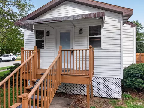 Exterior - 105 S Main St, Seneca, IL 61360 photo 7 of 7