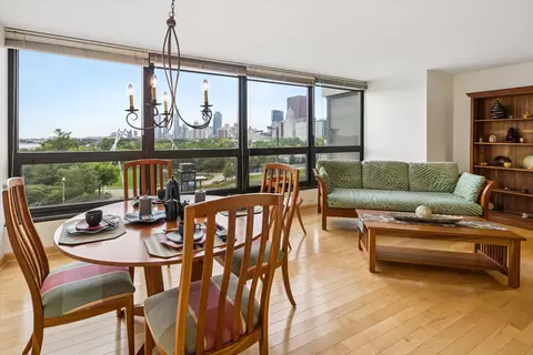 Dining - 360 E Randolph St #403, Chicago, IL 60601 photo 1 of 3