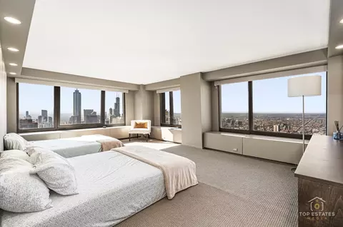 Bedroom - 175 E Delaware Pl #6611, Chicago, IL 60611 photo 1 of 6