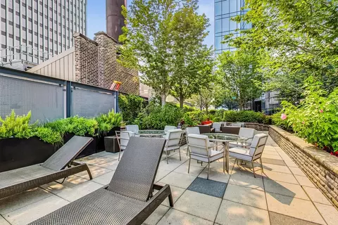 Exterior - 60 E Monroe St #4002, Chicago, IL 60603 photo 6 of 6