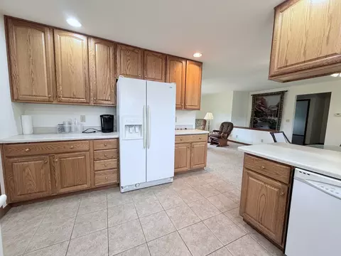 Kitchen - 4 Genesee Ct, Morrison, IL 61270 photo 3 of 3