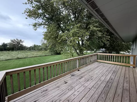 Exterior - 4 Genesee Ct, Morrison, IL 61270 photo 9 of 9