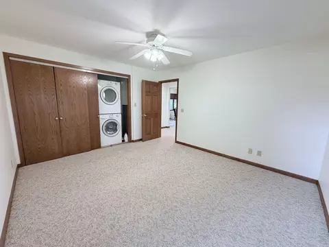 Bedroom - 4 Genesee Ct, Morrison, IL 61270 photo 4 of 7