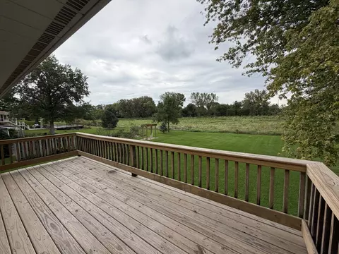 Exterior - 4 Genesee Ct, Morrison, IL 61270 photo 8 of 9