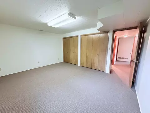 Bedroom - 4 Genesee Ct, Morrison, IL 61270 photo 6 of 7