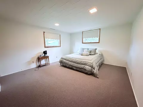 Bedroom - 4 Genesee Ct, Morrison, IL 61270 photo 7 of 7