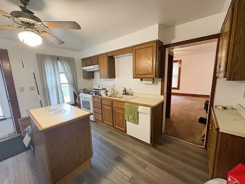 Kitchen - 810 E 4th St, Sterling, IL 61081 photo 3 of 3