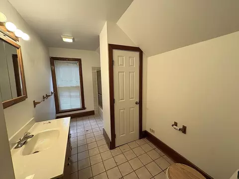 Bath - 810 E 4th St, Sterling, IL 61081 photo 1 of 2
