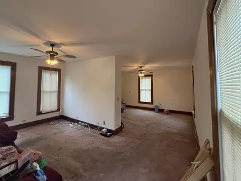 Living - 810 E 4th St, Sterling, IL 61081 photo 2 of 3