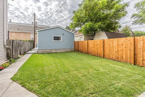 Exterior - 1407 W Fuller St, Chicago, IL 60608 photo 2 of 8