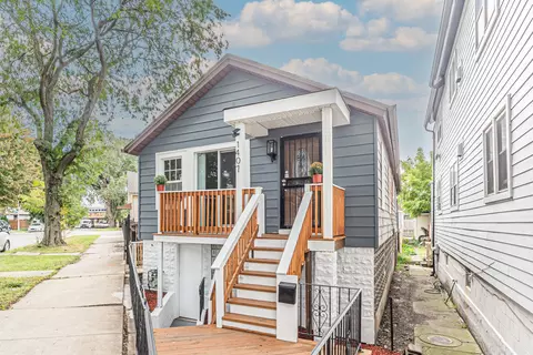 Exterior - 1407 W Fuller St, Chicago, IL 60608 photo 8 of 8
