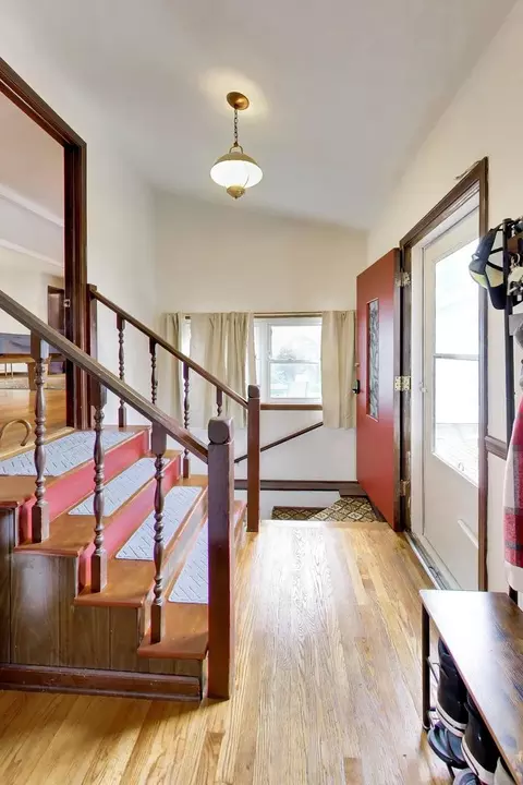 Entry Way - 2307 Fulle St, Rolling Meadows, IL 60008 photo 1 of 2
