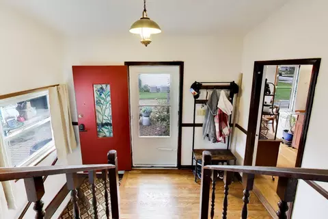 Entry Way - 2307 Fulle St, Rolling Meadows, IL 60008 photo 2 of 2