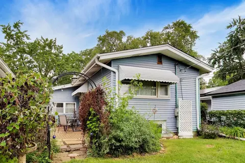 Exterior - 2307 Fulle St, Rolling Meadows, IL 60008 photo 3 of 11