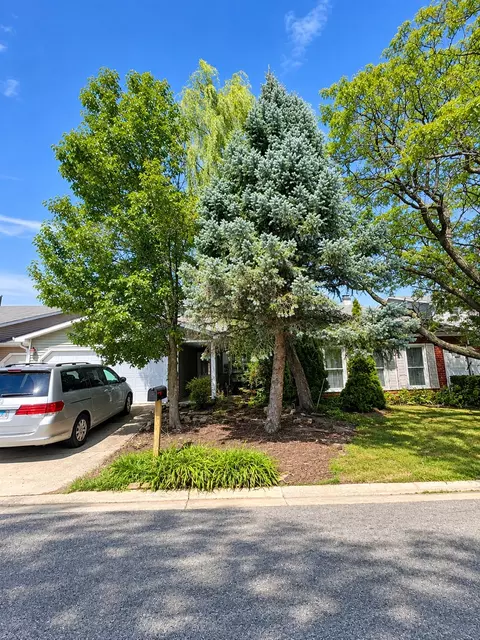 378 Thorncliffe Hts, Glendale Heights, IL 60139