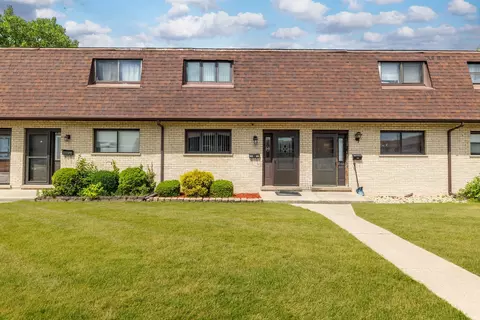 7546 S Cork Ave, Justice, IL 60458