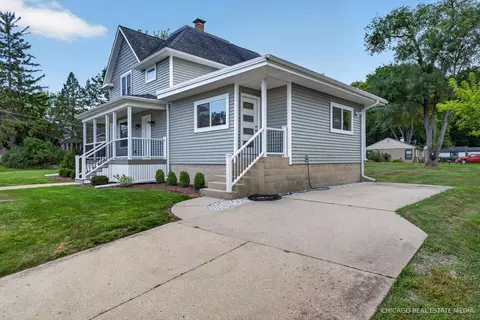Exterior - 324 Maple St, Marengo, IL 60152 photo 1 of 3