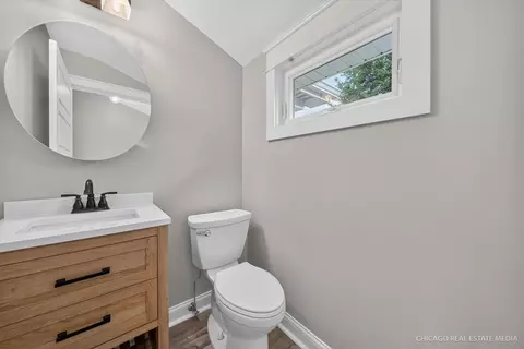 Bath - 324 Maple St, Marengo, IL 60152 photo 2 of 4