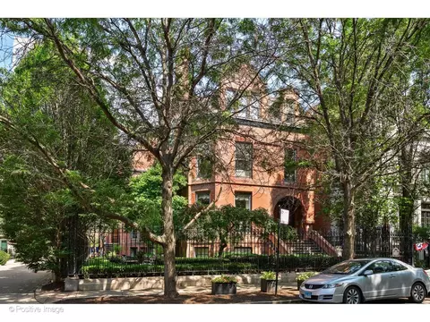 1919 S Prairie Ave #3, Chicago, IL 60616