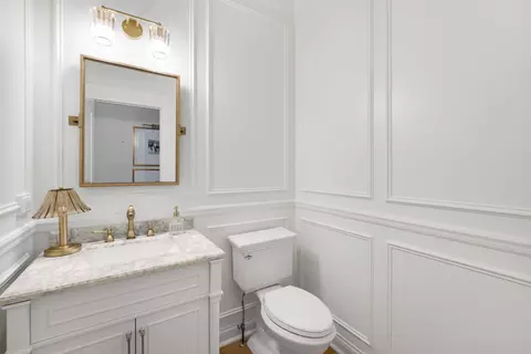 Bath - 1311 Beed Ave, Elburn, IL 60119 photo 1 of 5