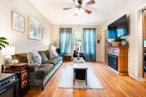 Living - 2733 N Artesian Ave, Chicago, IL 60647 photo 2 of 3