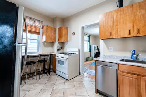 Kitchen - 2733 N Artesian Ave, Chicago, IL 60647 photo 3 of 3