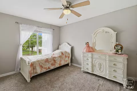 Bedroom - 116 Diversatech Dr, Manteno, IL 60950 photo 3 of 6