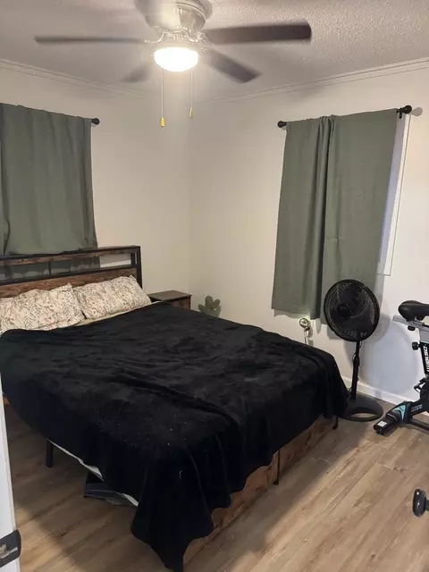 Bedroom - 1214 E Grayson St E, Benton, IL 62812 photo 1 of 3