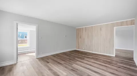 Living - 109 E Mondamin St, Minooka, IL 60447 photo 2 of 6